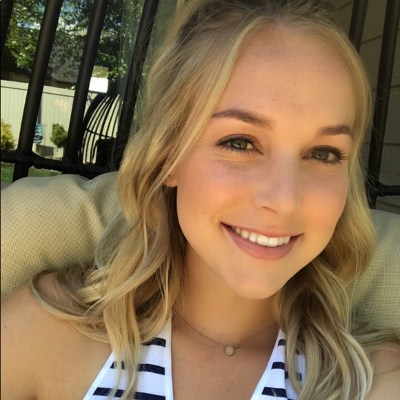 Meet your Posher, Regan - Picture 1 of 1